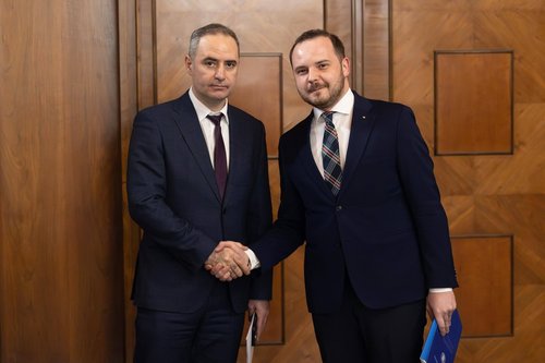 605189184_1254694953371071_759191700162805905_n